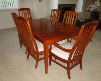Impressions by Thomasville Table and Chairs