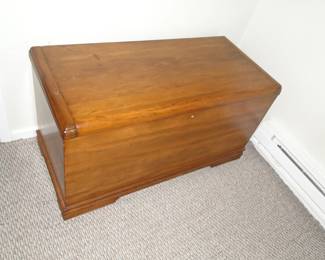 Cedar Chest not Lane