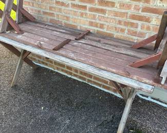 picnic table