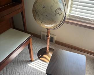 . . . vintage standing globe