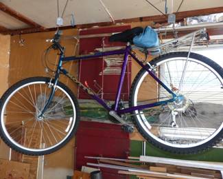 Garage!Loaded ! There Are Tools, Bike, Fishing Poles, Wheelchair And Lots Of Misc Items, Come Dig For Treasures!!