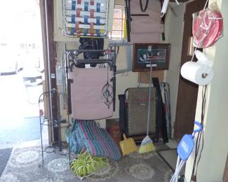 Garage!Loaded ! There Are Tools, Bike, Fishing Poles, Wheelchair And Lots Of Misc Items, Come Dig For Treasures!!