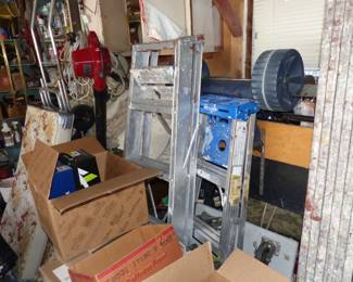 Garage!Loaded ! There Are Tools, Bike, Fishing Poles, Wheelchair And Lots Of Misc Items, Come Dig For Treasures!!