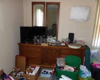Dresser With Pair Of Mirrors, Misc Items