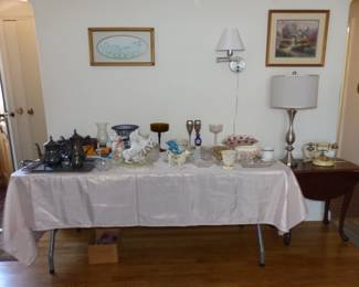 Bric-A-Brac, Drop-Leaf Side Table