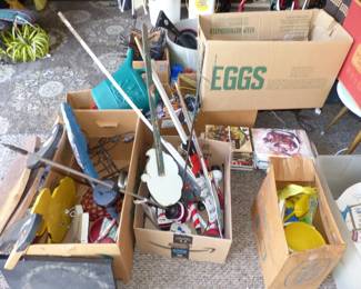 Garage!Loaded ! There Are Tools, Bike, Fishing Poles, Wheelchair And Lots Of Misc Items, Come Dig For Treasures!!