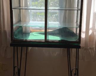 Medium size retail/collection cabinet - glass and metal - comes withstand