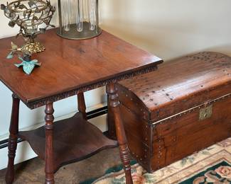 Oak Parlor Table, American Civil War era barrel top "hope chest".