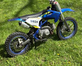  Tao Motor DB24 107cc dirt bike in blue
