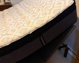Adjustable Lift Bed