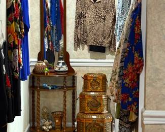 Ladies clothing