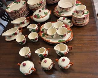Franciscan Apple dish set