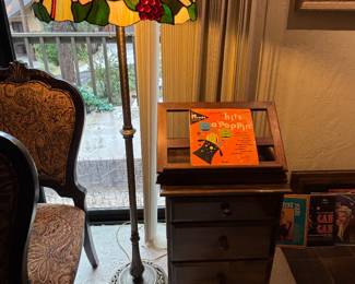 Tiffany style floor lamp, book stand, sm dresser 