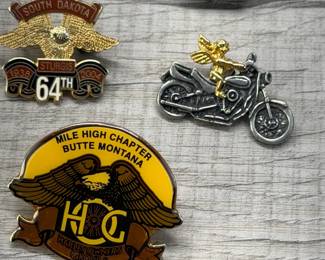 COLLECTIBLE PINS HARLEY DAVIDSON STURGIS HOG 