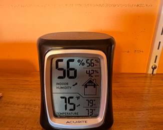 AcuRite Indoor Humidity and Temperature Monitor