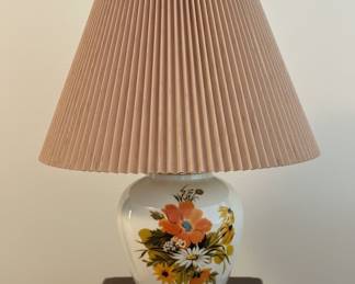 Vintage Hand-Painted Floral Ceramic Table Lamp