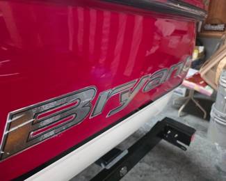 Bryant 190 Bowrider Boat