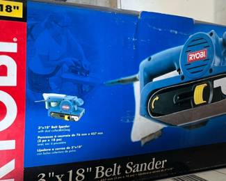 Ryobi BE318 3" x 18" Belt Sander