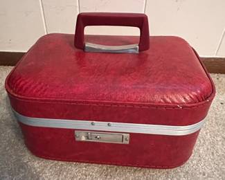 Vintage Samsonite Silhouette Train Case