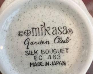 Mikasa Garden Club Silk Bouquet EC 463 Dinnerware