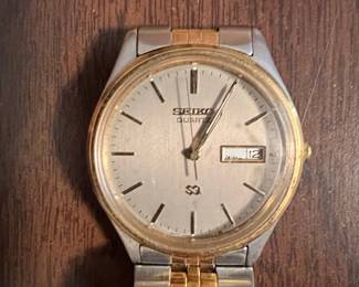 Seiko SQ Two-Tone Day-Date Watch