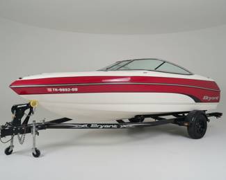 Bryant 190 Bowrider Boat