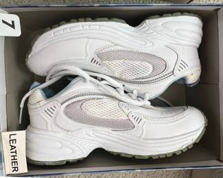 New Balance 530 Women's White Leather Athletic Shoes