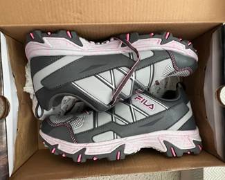 Fila Women's AT Peake 24 Trail Running Shoes