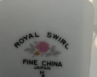Royal Swirl Fine China of Japan Set