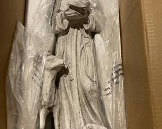 Alpine Corporation QFC102 Outdoor Saint Francis Garden Standing Statue, 31" Tall, Gray