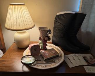 Women's Shoes, Decorative Lamp, Vases 