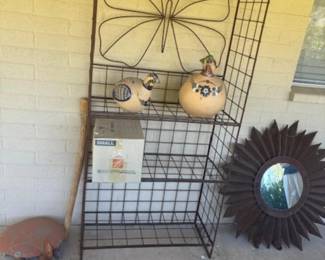 Bakers Rack - Quail - Metal Turtle Sun Mirror