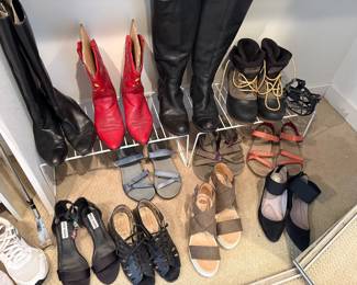 Boots and shoes - size 7 - 7.5 M