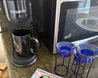 Keurig coffee maker - new - (2 new in boxes available)
