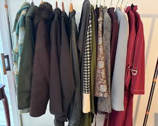 Women's coats, jackets and sweaters
