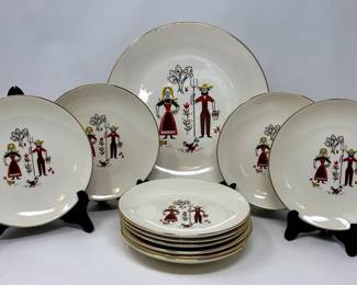 11 Piece Vintage Laughlin Plates