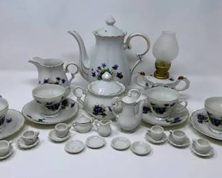Violet Bouquet Tea Set And More 35 Pieces
