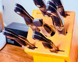 Cutco knives in Cutco block