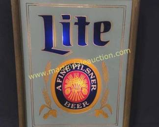 Vintage LITE beer sign 