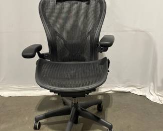 Lot 1507  Herman Miller Aeron Desk Chair Size C