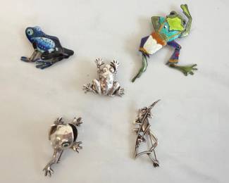 Lot 6210  Sterling Silver Frog Pins Brooches