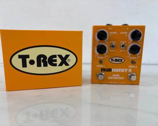 Lot 6352  TRex Mud Honey II Dual Distortion Guitar Pedal Pro Audio Music