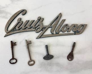 Lot 6611  Vintage Cruis Along Boat Emblem Old Keys