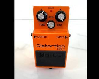 Lot 6354  Boss DS1 Distortion Guitar Pedal Pro Audio Music