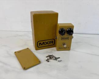Lot 6358  Vintage MXR Distortion Guitar Pedal Pro Audio Music