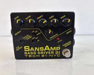 Lot 6353  Tech 21 SansAmp Bass Driver DI Guitar Pedal Pro Audio Music Recording