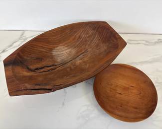 Lot 6569  Vintage Hand Carved Large Wooden Dough Bowl Artist Signed Wood Turned Cherry Platter
