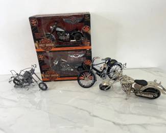 Lot 6079  Harley Davidson Die Cast Motorcycles  Fat BoyRoad King Classic More