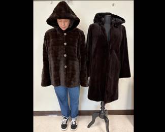 Lot 6533  Faux Fur Womens Jackets  Hooded Reversible Hooded Longer Style