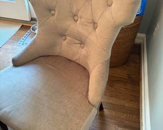 4 dining chairs 